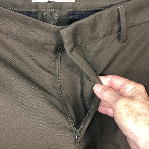 BR STANDARD Wrinkle Resistant Stretch Water Resistant Breathable Size 32R - Picture 4 of 12